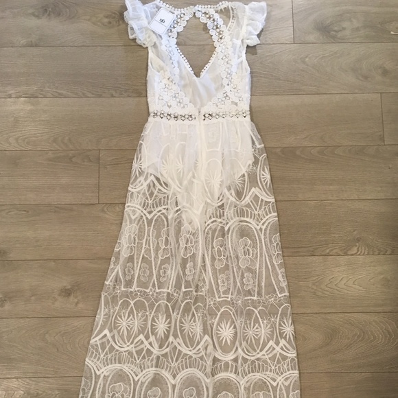 White Plunge Open Back Sleeveless Lace Maxi Boho - Picture 4 of 8